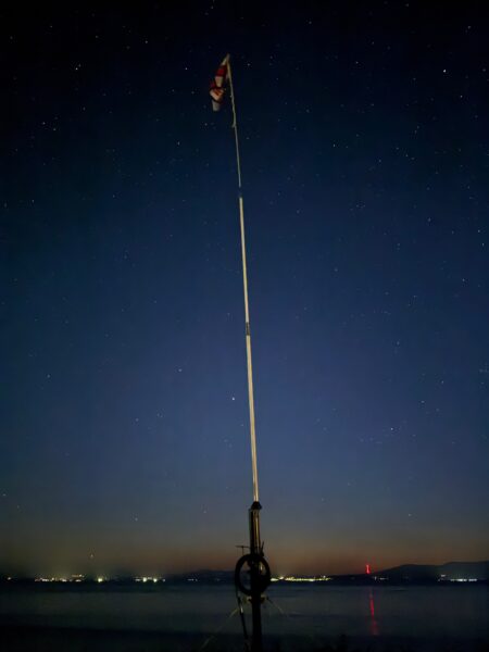 GB8SOS antenna at night GB8SOS antenna at night