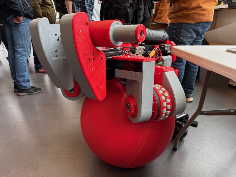 SMRRF 2026 - Balancing one-ball bike