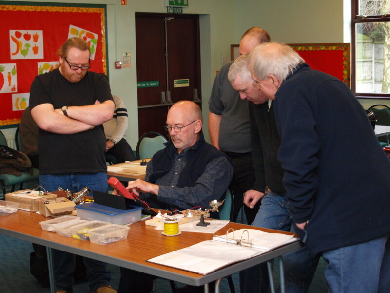 G0MJG leading a demo