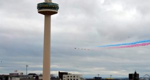 Red Arrows @ Liverpool Armed Forces Day 2017