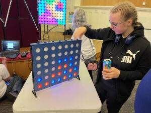 Desktop Four-in-a-Row by the Quantum Technology Club
